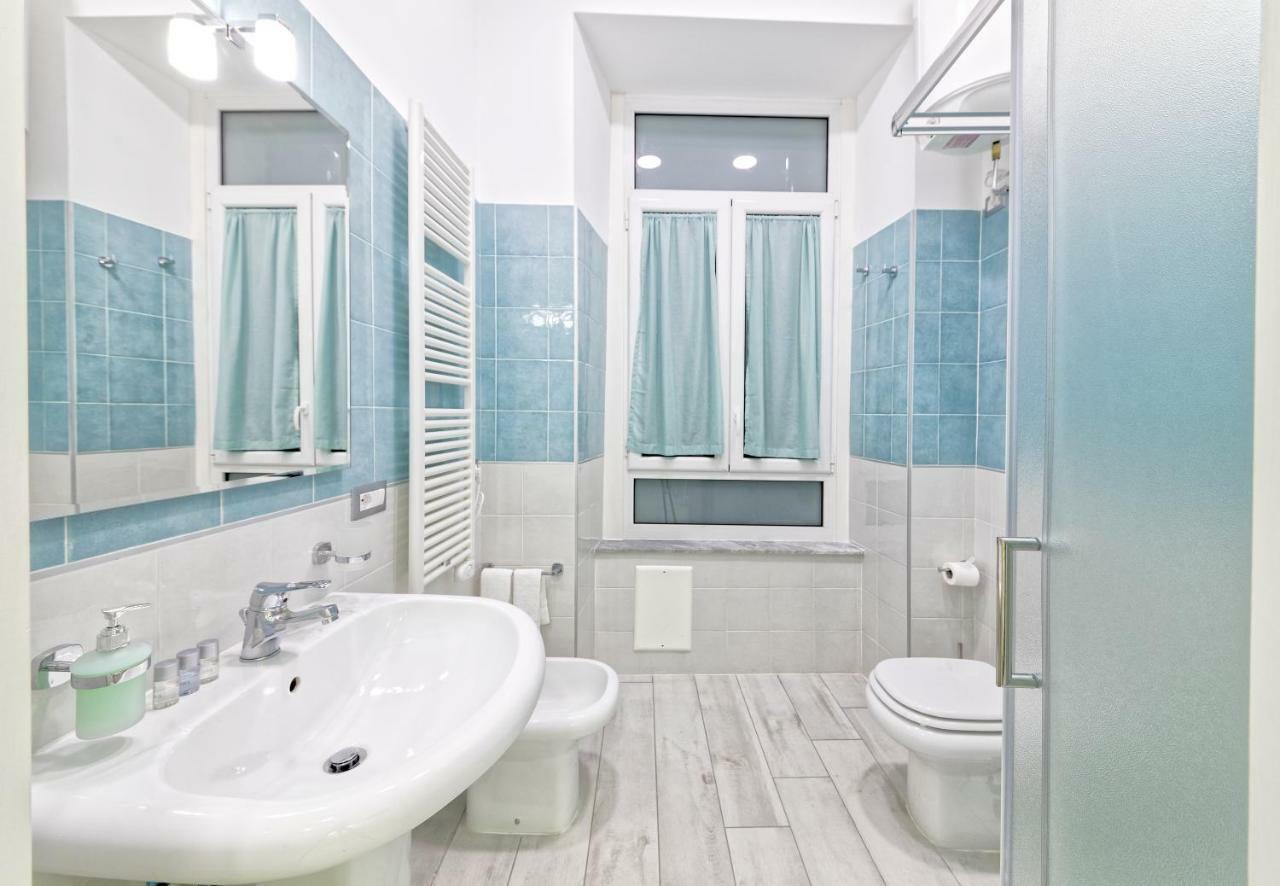 B&B Rest A Napoli Bagian luar foto