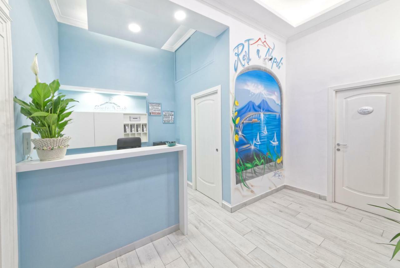 B&B Rest A Napoli Bagian luar foto